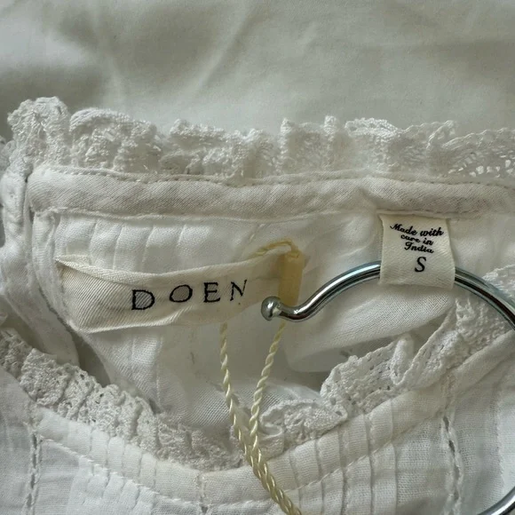 NWT Doen Adeline Eyelet Blouse Top salt size S - Picture 6 of 11